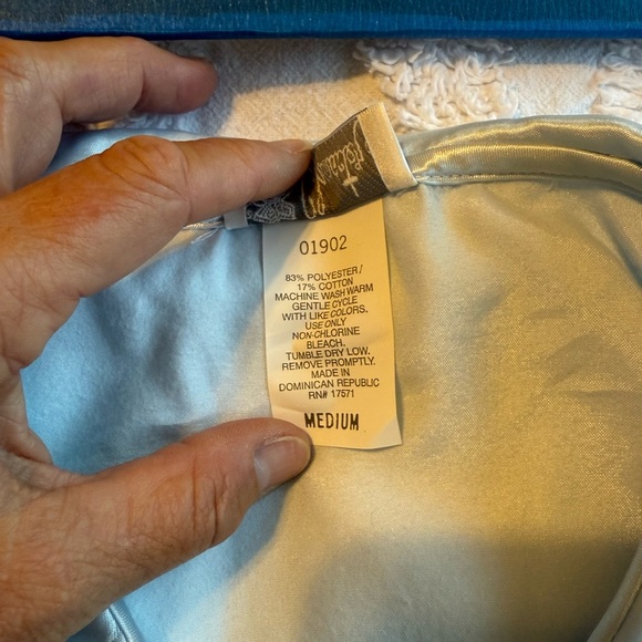 Vintage Elegant Blue Women's Nightgown by Character NWT size M - Picture 8 of 11